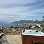 Laca - Sensational Coast View With Jacuzzi Lägenhet