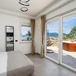 Lägenhet Laca - Sensational Coast View With Jacuzzi *
