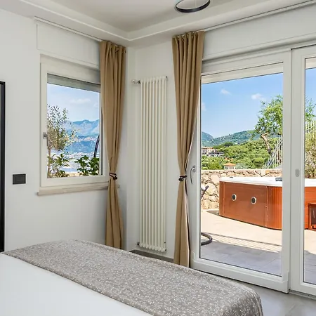 Apartamento Laca - Sensational Coast View With Jacuzzi Península Sorrentina