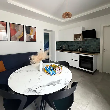 Laca - Sensational Coast View With Jacuzzi Apartamento *