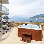 Apartmán Laca - Sensational Coast View With Jacuzzi *
