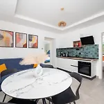Laca - Sensational Coast View With Jacuzzi Apartmán
